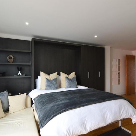 לאפבורו Cosy, Centrally Located Studio With Gated Parking! מראה חיצוני תמונה